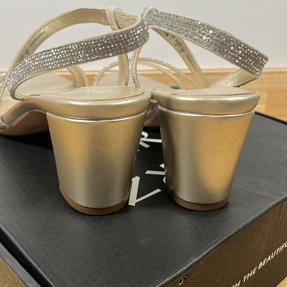 NEW Naturalizer 7.5 Women's Vanessa Gold Rhinestone Silver Block Heel Shoes - Picture 9 of 10
